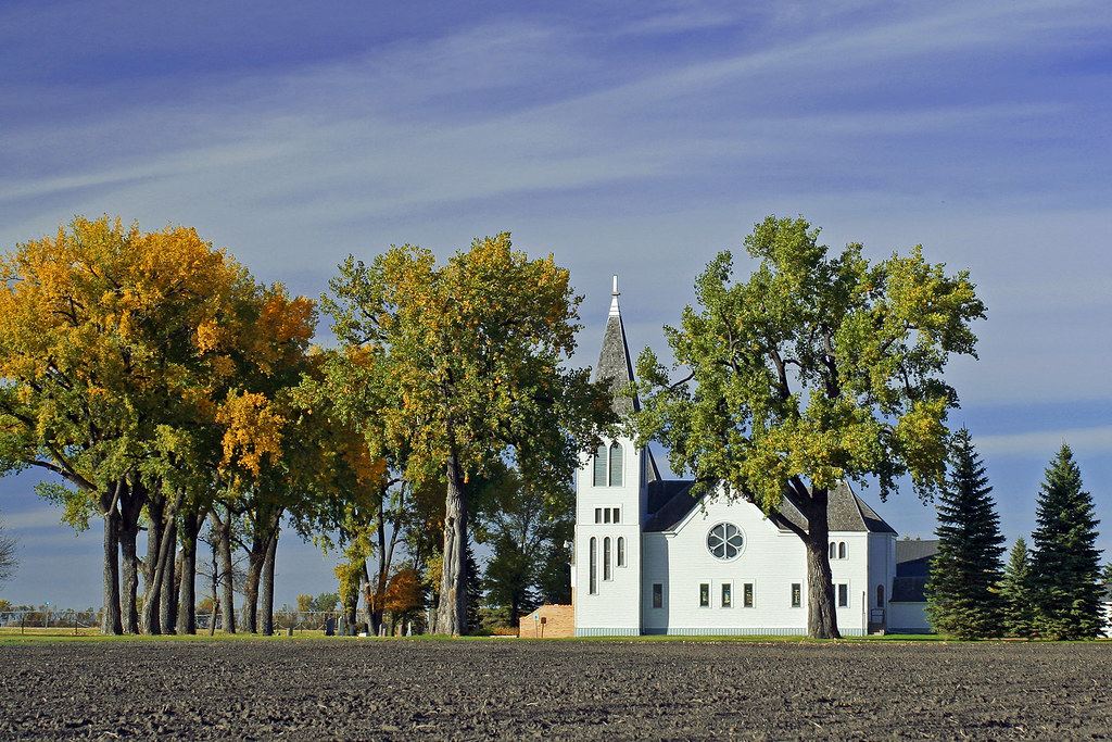 Prairie Church Autumn This is Walle Lutheran Church loca… Flickr