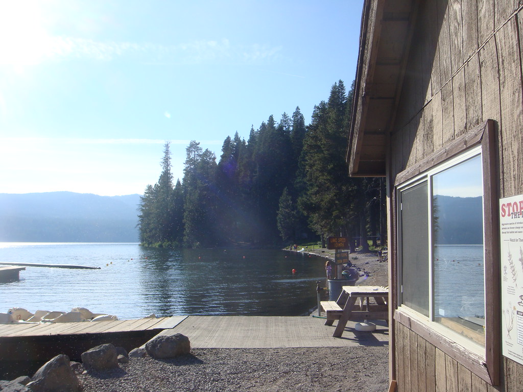 Diamond Lake Resort Shots from around Diamond Lake, Oregon… Flickr