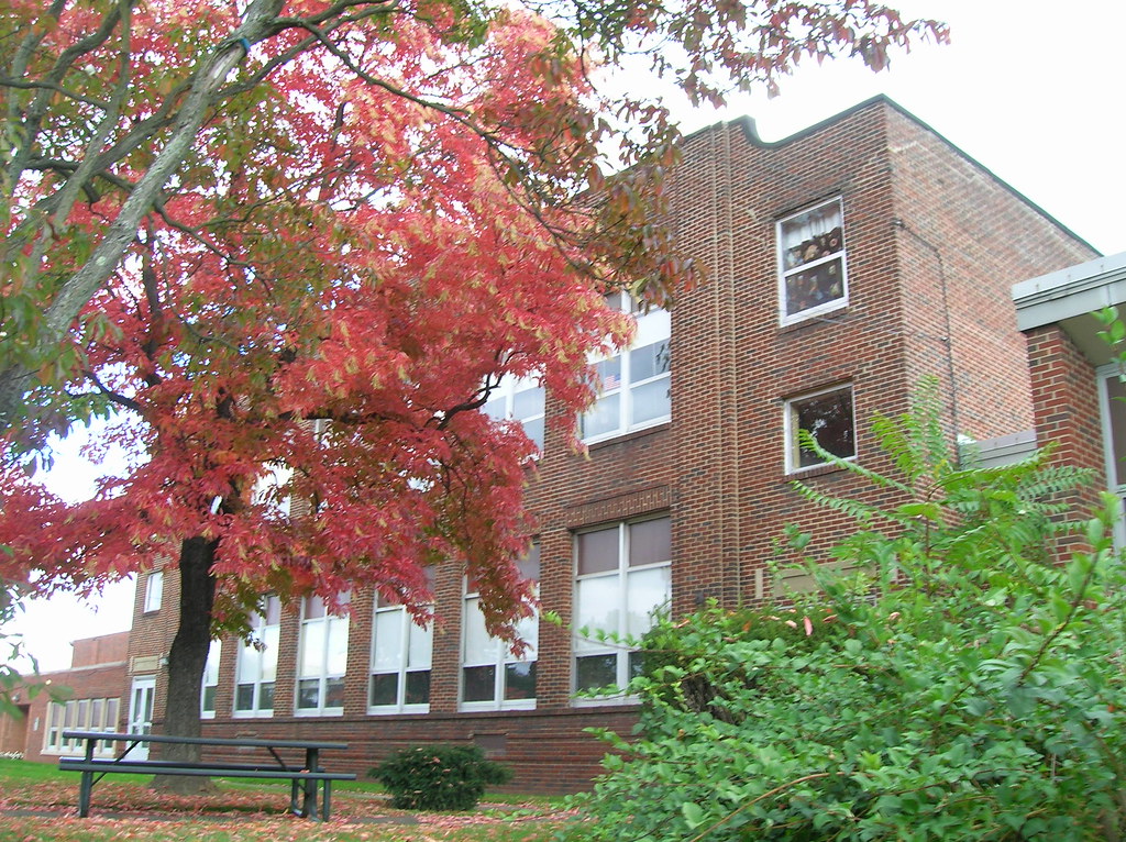 101808 Franklin Township SchoolKent, Ohio (4) Aaron Turner Flickr