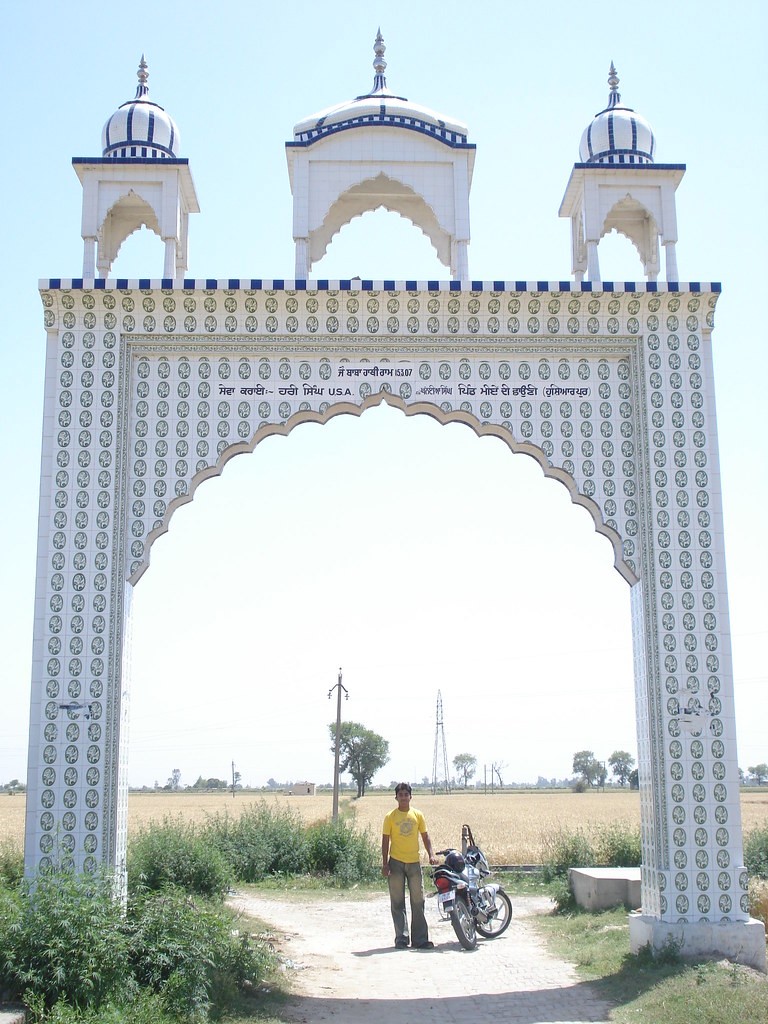 Flickriver Photoset 'Baba Hathiram Ji Temple, Village Gunachaur, Banga
