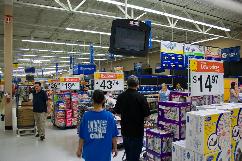 Walmart Supercenter always low prices!! cheukiecfu Flickr