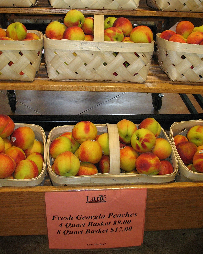It's peach season in Tomorrow my sis and I are goi… Flickr