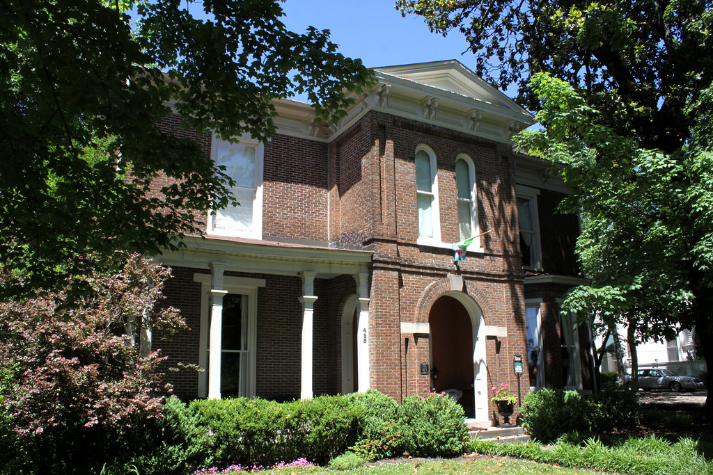 Murfreesboro East Main 425 E. Main This house is on the N… Flickr