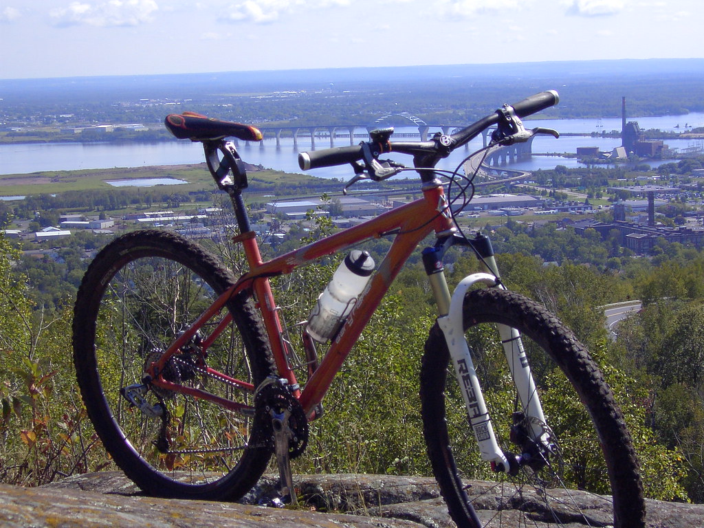 Duluth Piedmont over look TOSHIBA Exif JPEG madcitydirt Flickr