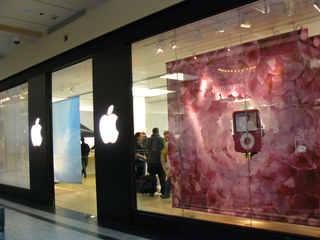 Apple Store, Cambridge Side,Boston 2008 kasuga sho Flickr