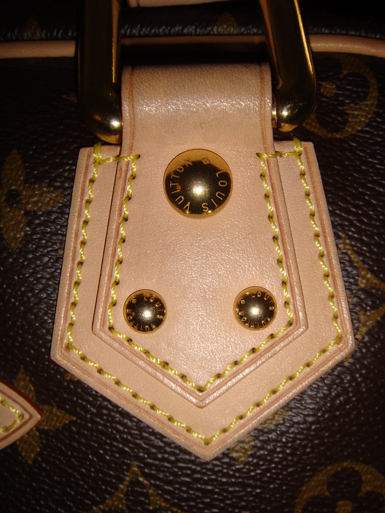 Louis vuitton manhattan hardware details cheapandchicoutlet Flickr