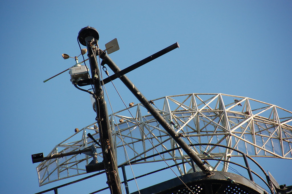 USS Salem park radar conning tower atop the cruiser Flickr