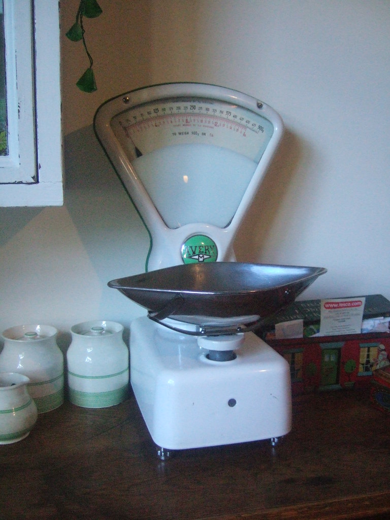 Vintage Scales I have been looking at these on ebay for ag… Flickr