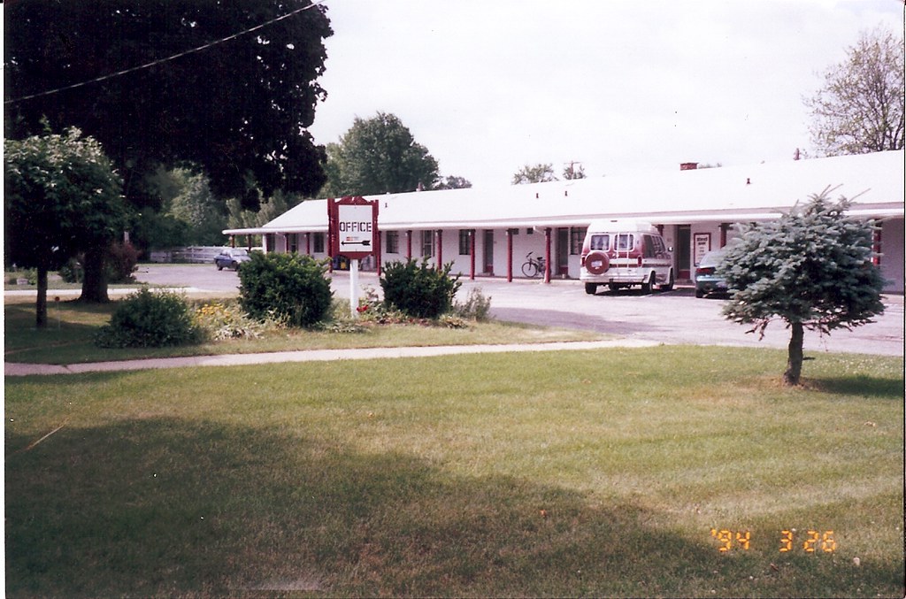 scan0006 Napoleon Motor Inn, Napoleon, Ohio sangramkatoch Flickr