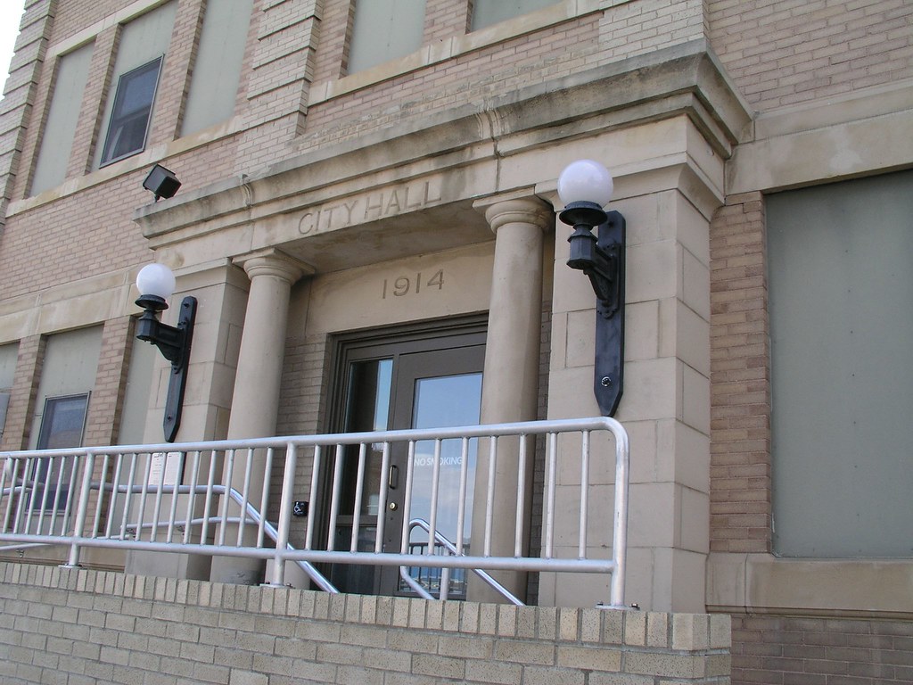 City Hall, Miles City Entry to City Hall, 17 S. 8th Street… Flickr
