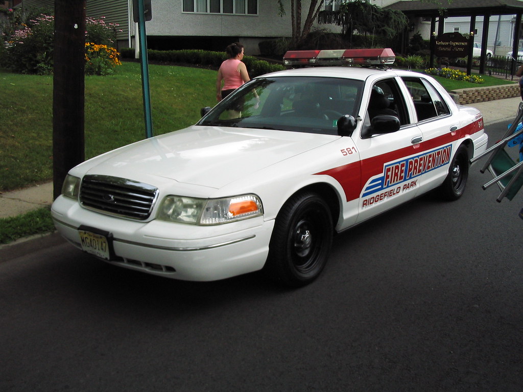 Ridgefield Park, NJ Fire Department 1998 Ford Crown Victor… Flickr