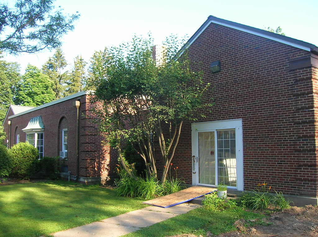 071608 Gates Mills School 2Gates Mills, Ohio (4) Flickr