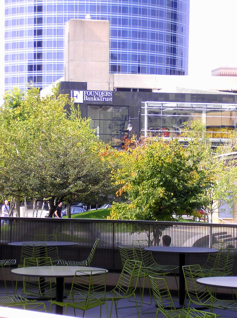Outdoor Cafe Seating At Grand Rapids Art Museum Outdoor se… Flickr