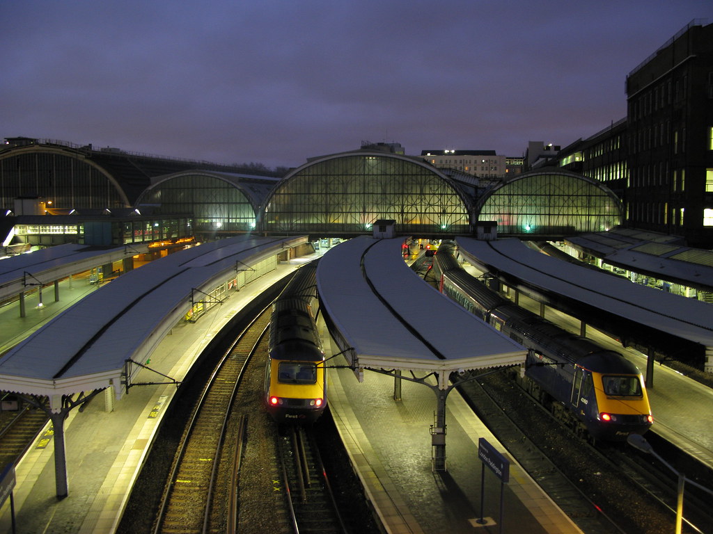 Paddington Paddington station just at the start of a new d… Flickr