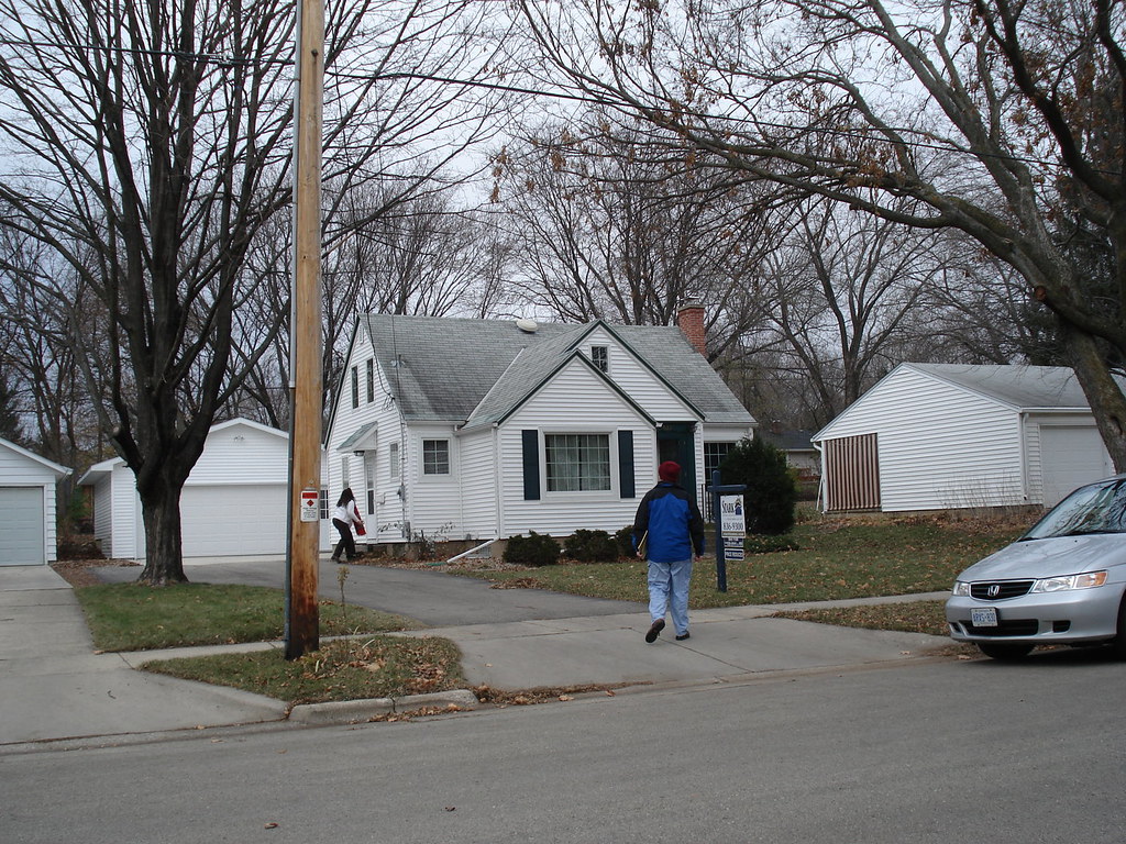 622 Orchard Dr This is the only house I've been in with ra… Flickr