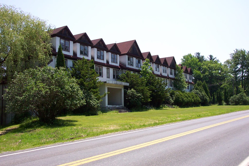 The Heiden Hotel Another Borscht Belt hotel in Fallsburg, … Flickr