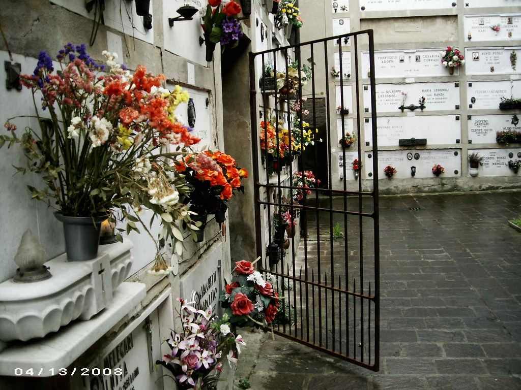 Parma Cemetery 2008 austin_carmenator Flickr