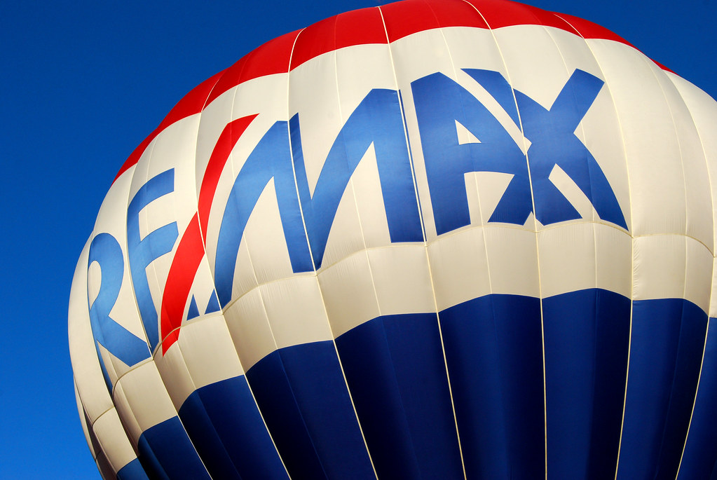 Remax hot air balloon at Moraine State Park Rona Proudfoot Flickr