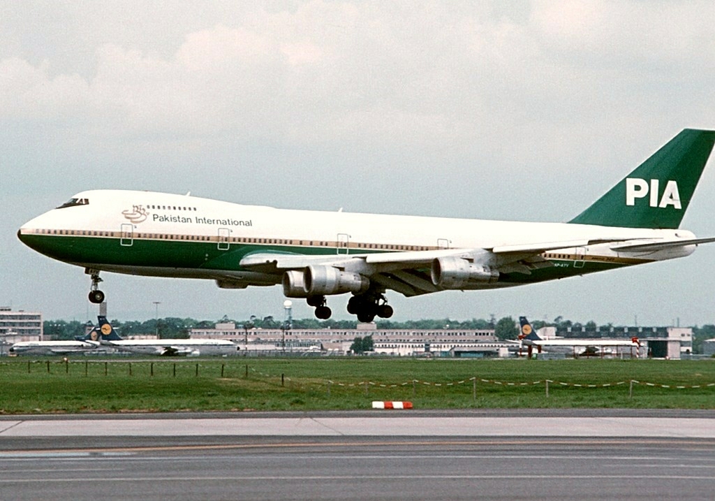 Pakistan International - (5th Engine) Boeing 747-282B - AP… | Flickr