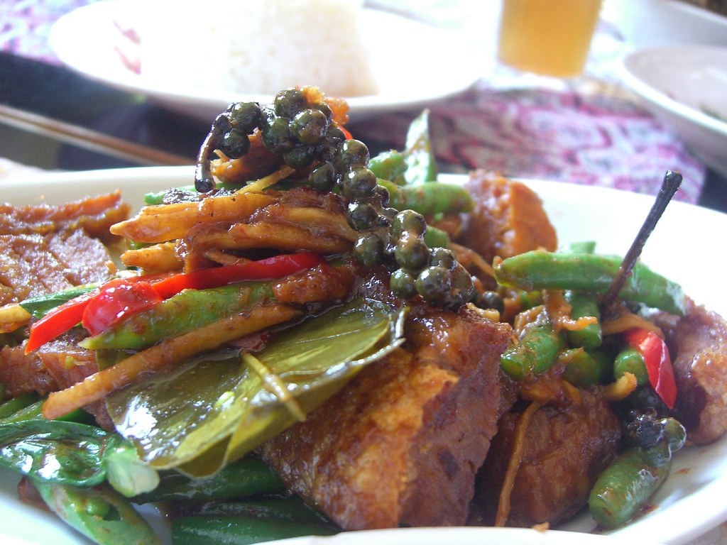 Fresh peppercorns closeup Cookie Fresh peppercorns clos… Flickr