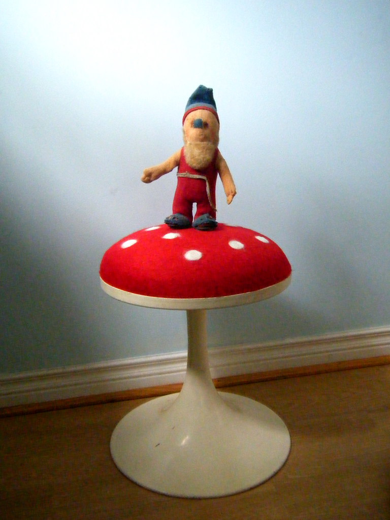 how to make a mushroom stool an upcycling tutorial Flickr