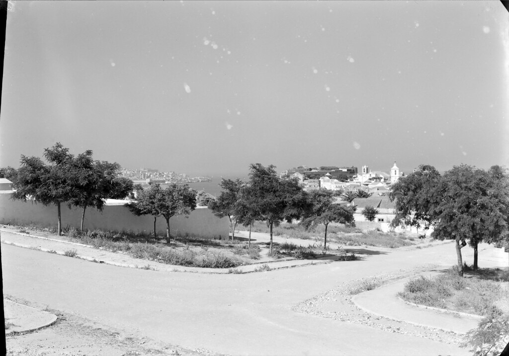 Almada. Portugal a photo on Flickriver