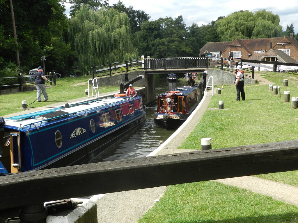 Pyrford Lock Wey & Arun Canal Graham Tiller Flickr