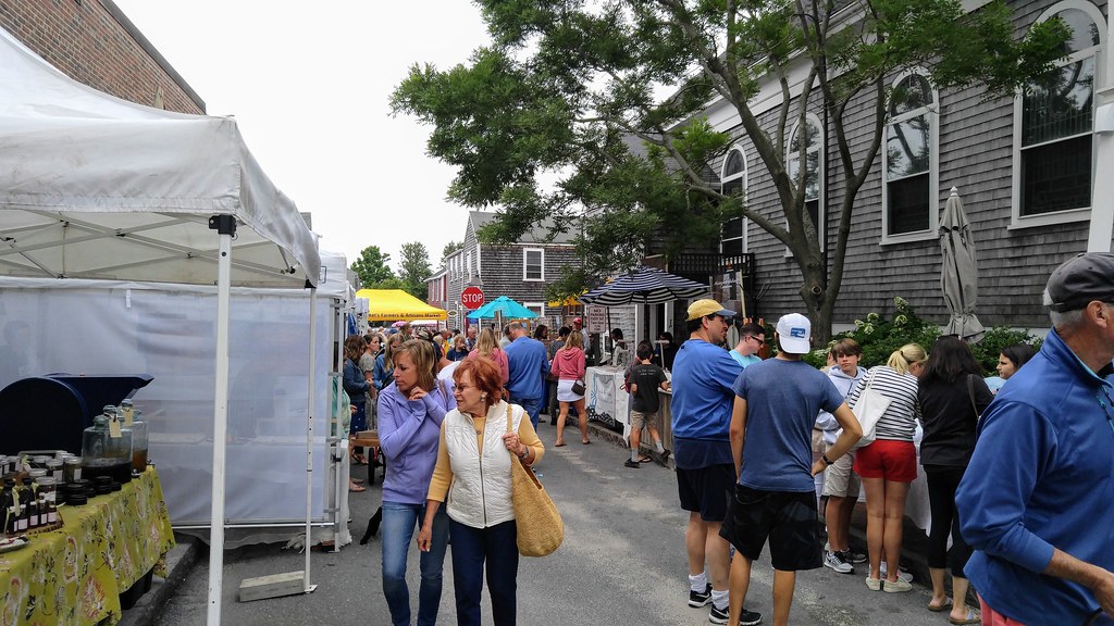 Downtown Saturday at Nantucket Farmers' Market Downtown Sa… Flickr