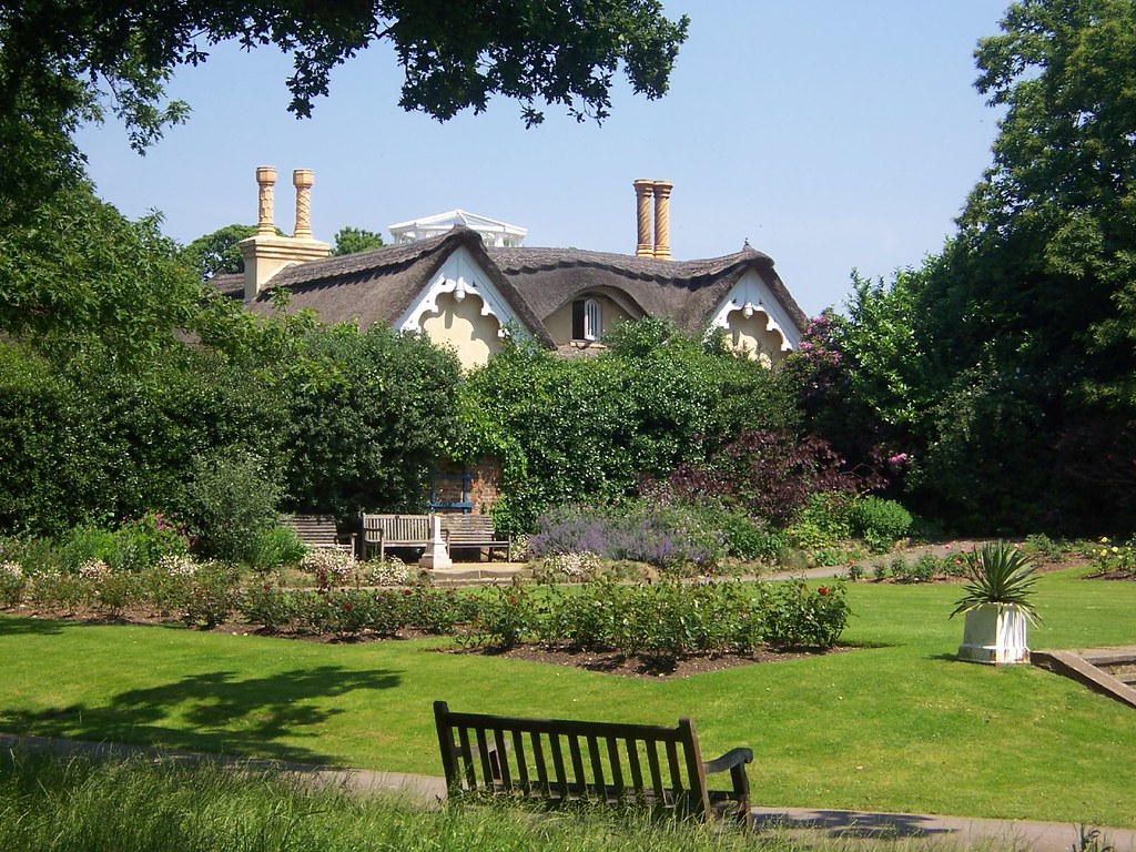 Thatched House Lodge Thatched House Lodge In Richmond Park… Flickr