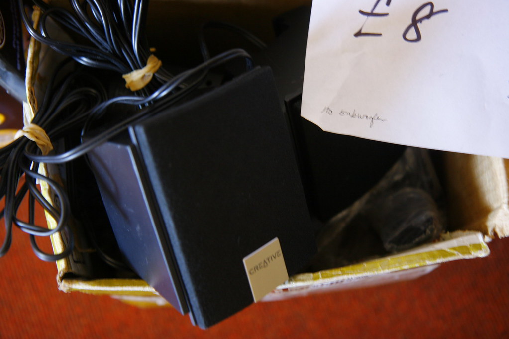 reduced £2 3 creative speakers (without subwoofer) £5