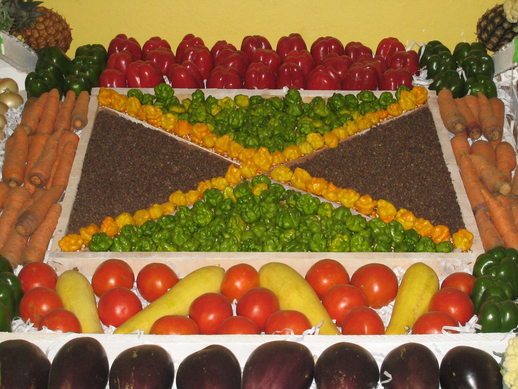 Denbigh Ag. Show Exposition Jamaican Flag made out of pime… Flickr