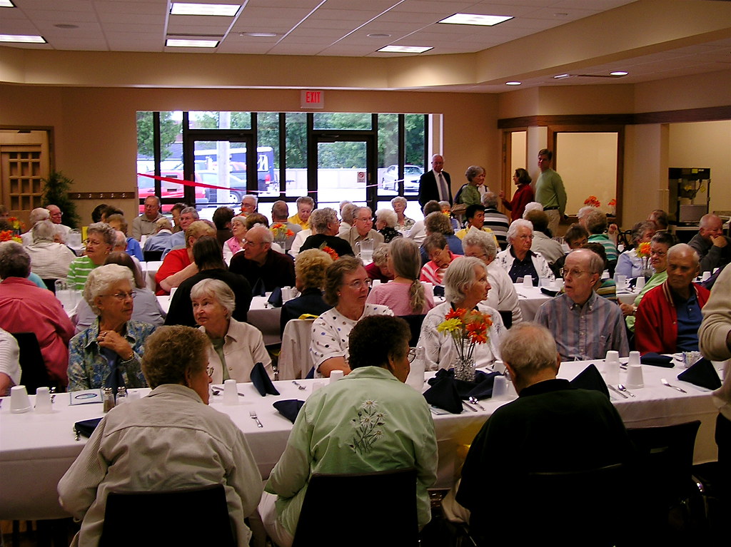 Packed House Two Rivers Senior Center Grand ReOpening and… Flickr