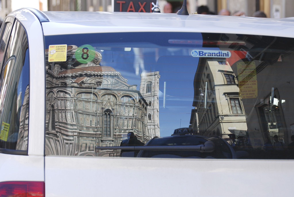 Florence, Taxi Reflection Pulicciano Flickr