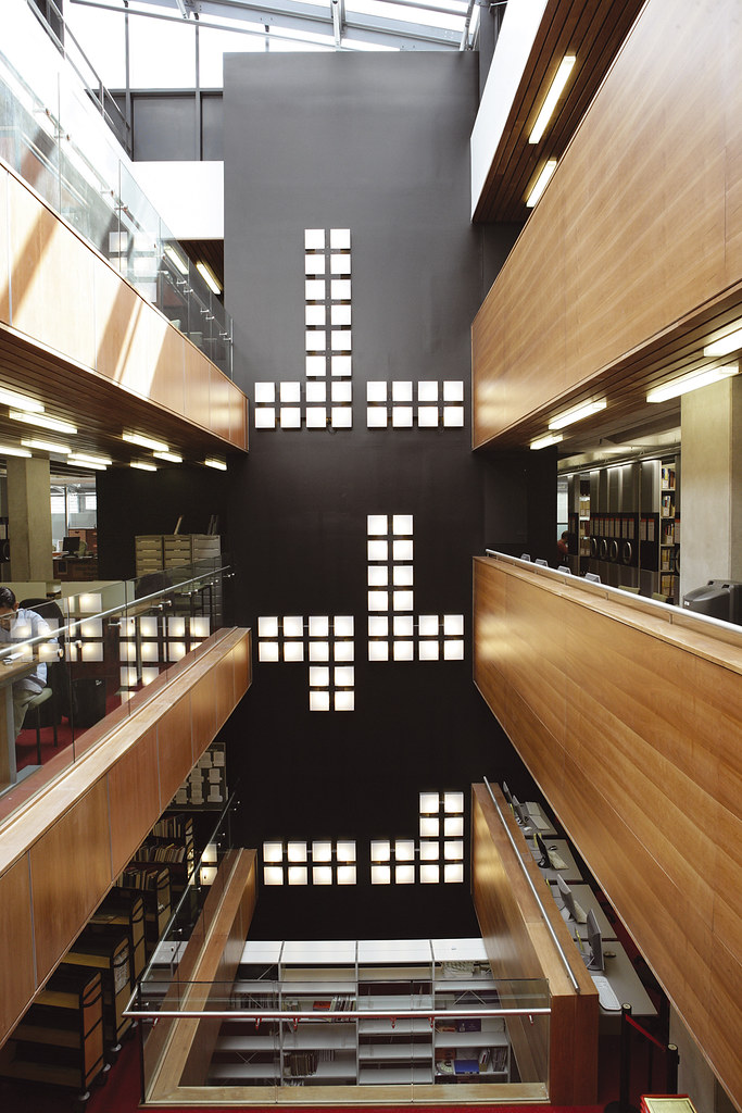 Inside the University of Leicester library University Leicester Flickr