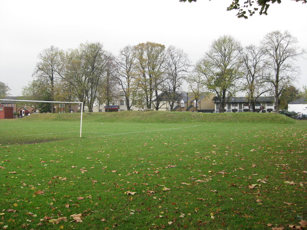 Wrythe Recreation Ground Air raid shelter Quite large
