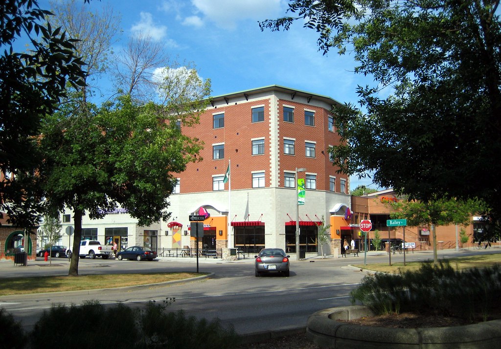 Bailey & Grand River The Stonehouse Village Apartments is … Flickr