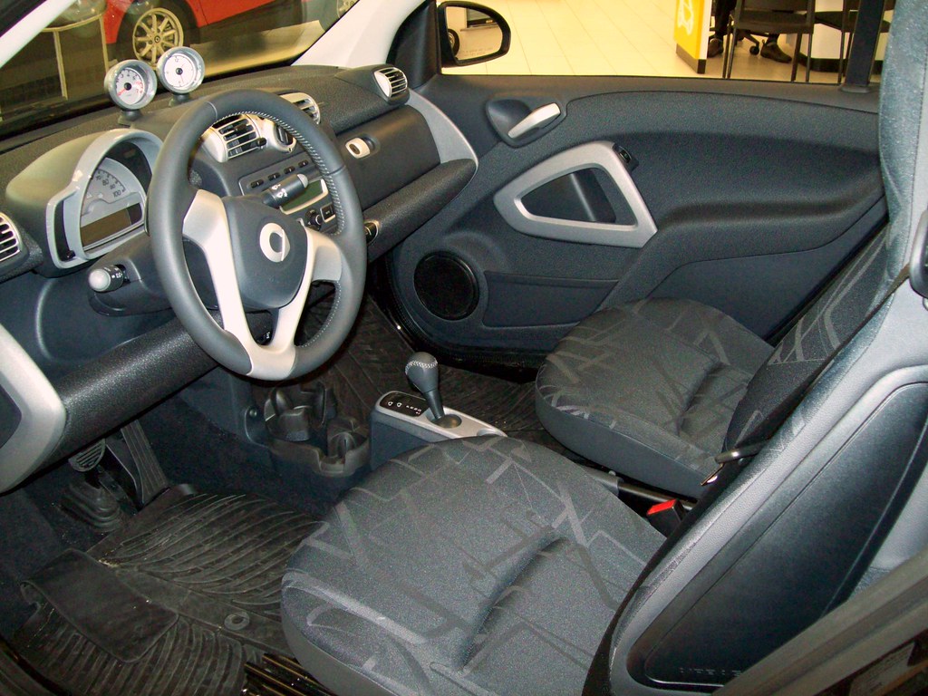 100_0004 Potamkin Auto Gallery Exotic Car Dealer in Miami, Florida