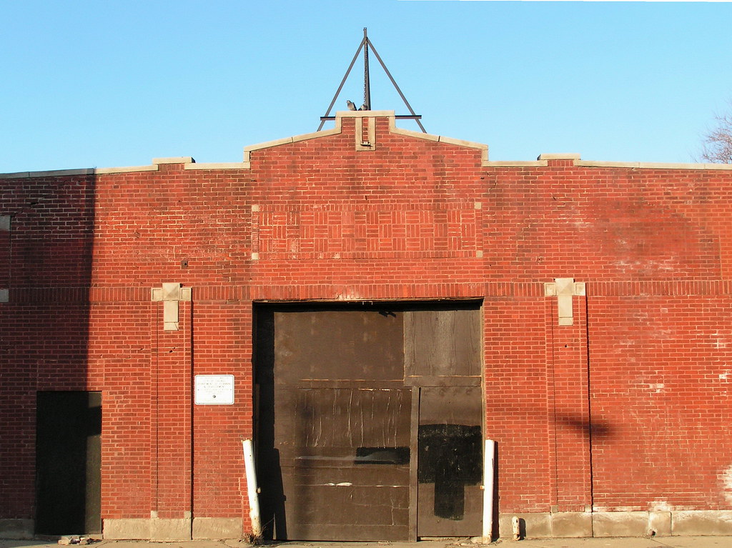 the mysterious vestige of the old Wicker Park Wicker Park … Flickr