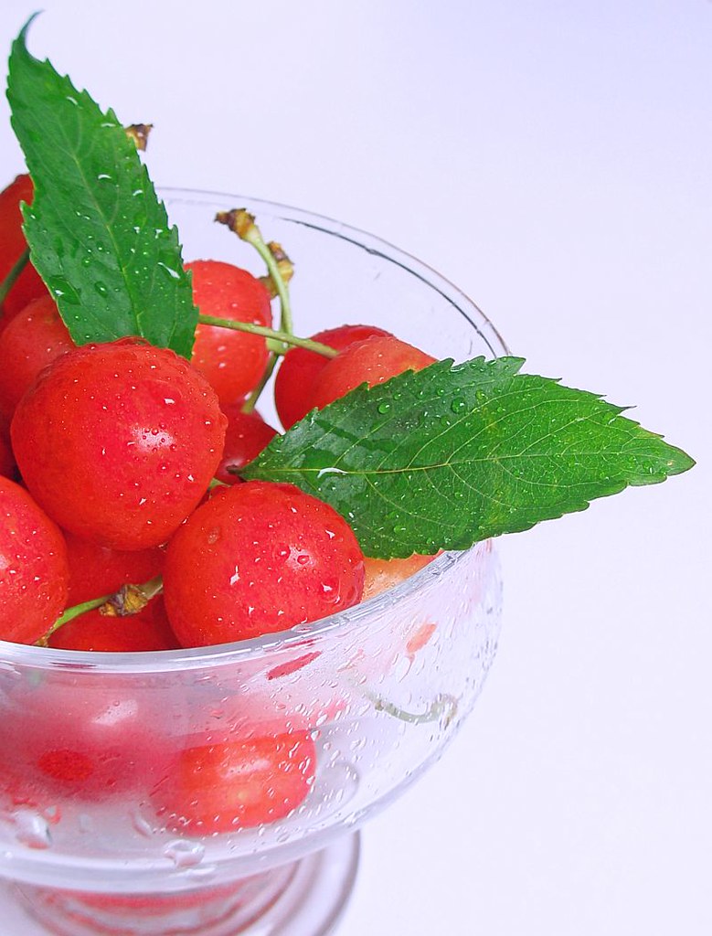 Japanese cherries Best viewed large. One of my neighbors a… Flickr