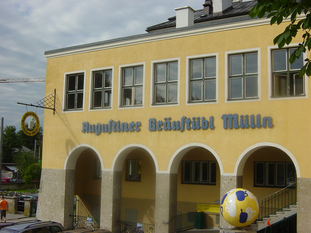 DSC01248 Augustine Beer Garden Salzburg bishu824 Flickr