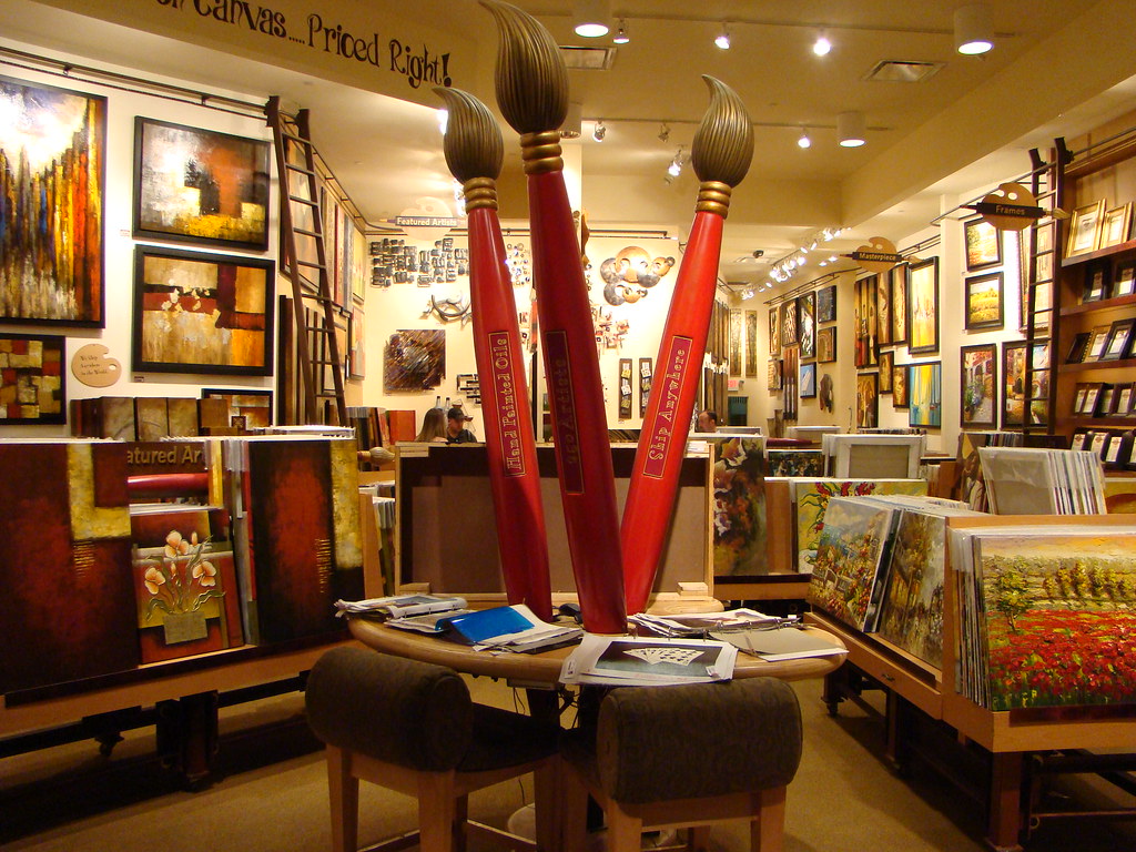 Las Vegas Art store in Hollywood Hotel Las Vegas