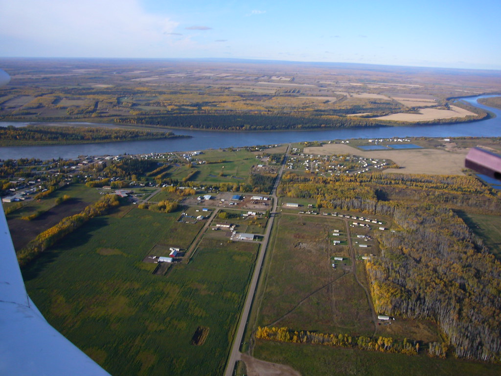 Fort Vermilion Looking due north at Fort Vermilion with th… Flickr