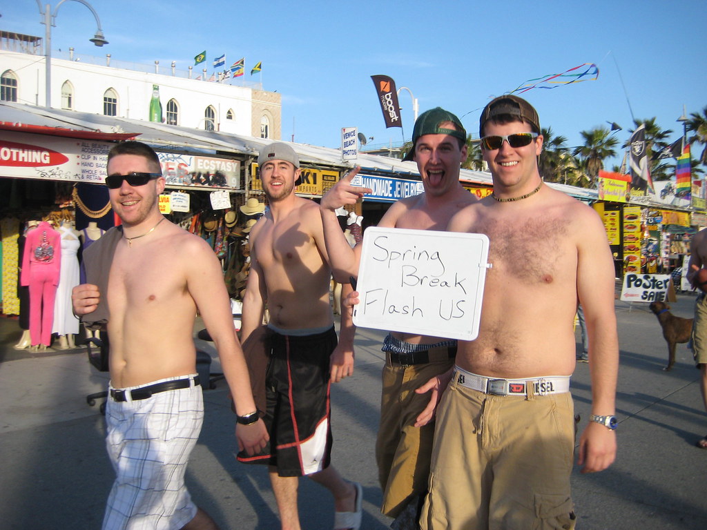 March 25, 2009 spring break "flash us" venice beach califo… | Flickr