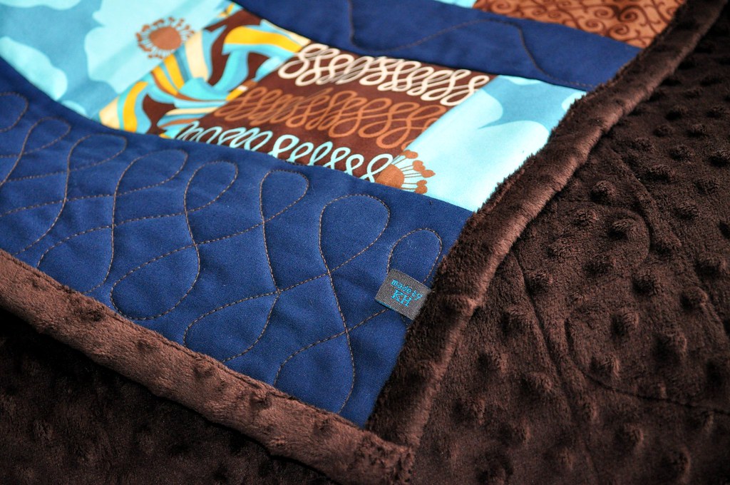 Mod Green Pod Blanket Close up of my new labels! Blanket P… Flickr