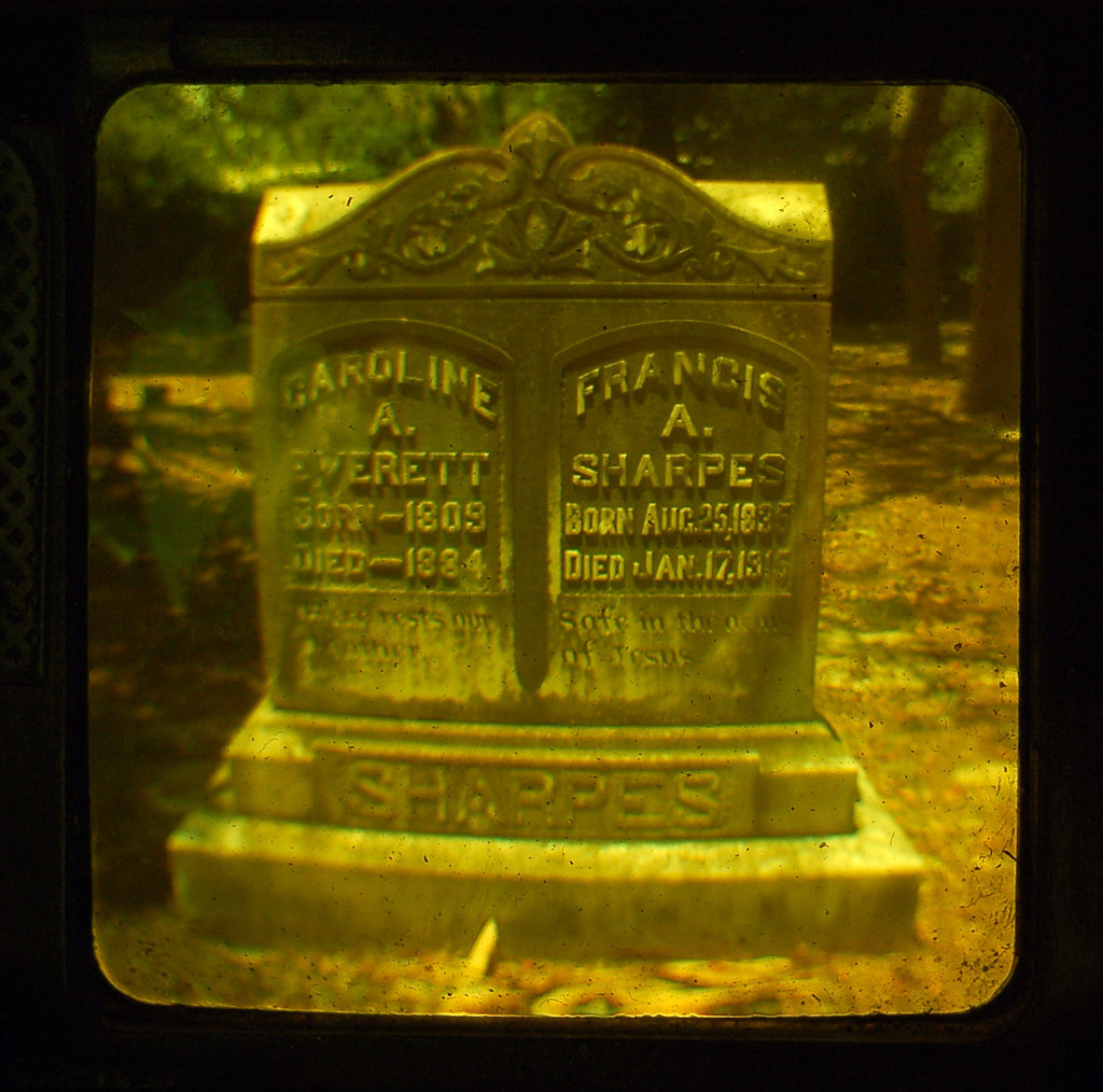 Sharpes Cemetery, Sharpes Florida. Brandon McKinney Flickr