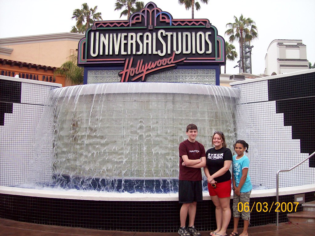 Universal Studios California Trip 2007 Entrance skookums 1 Flickr