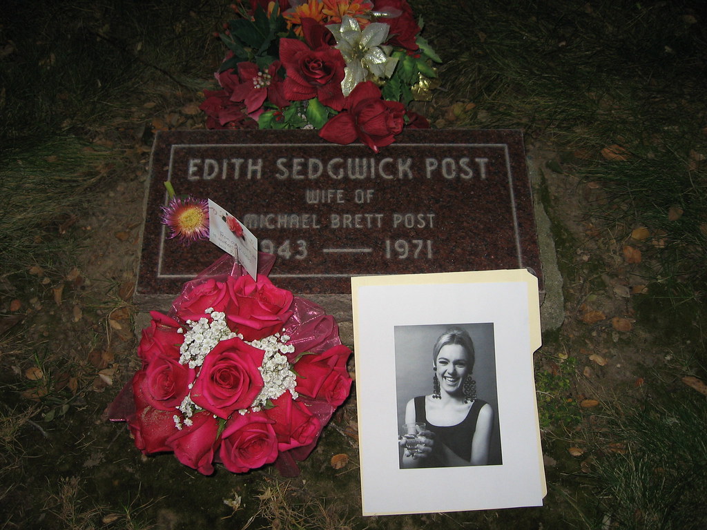 The Final Resting Place Of Edie Sedgwick Oak Hill Cemetery… Flickr