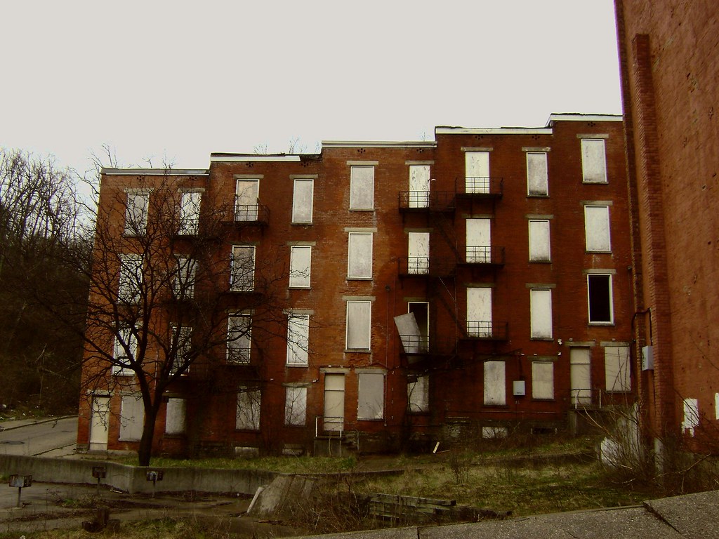 Mt. Auburn, Cincinnati A rear view of the yellow rowhouses… Flickr