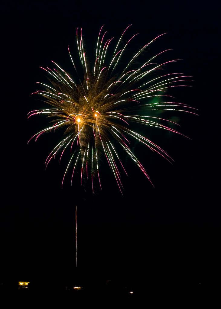 fireworks16 A private golf club near us had their 4th of … Flickr