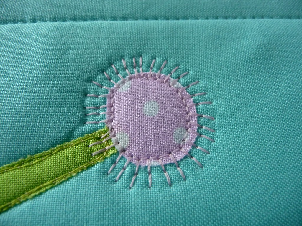 Raw edge applique My machine was playing up, so not my bes… Mrg
